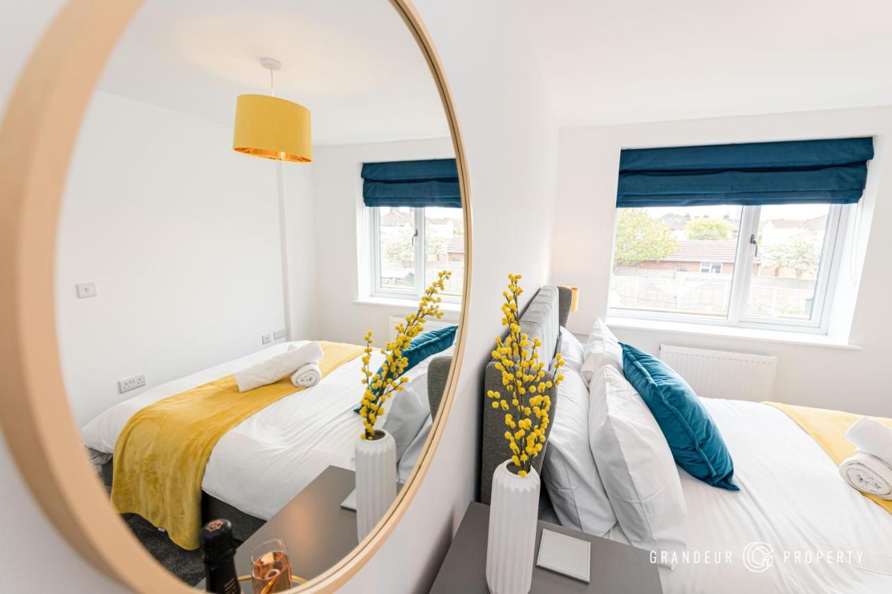 Denmark House By Grandeur Property Villa Poole Eksteriør bilde
